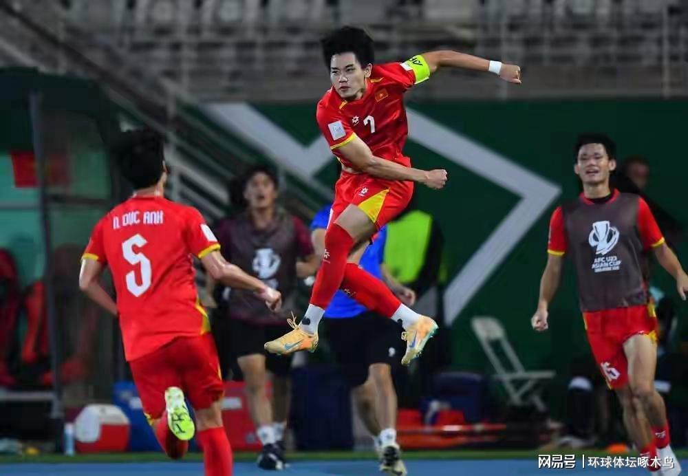 世界杯直播下载-越南球员阮廷北贡献4粒进球和2次助攻获U23亚洲杯金靴奖